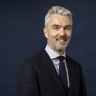 Portretfoto van Onno Hoff